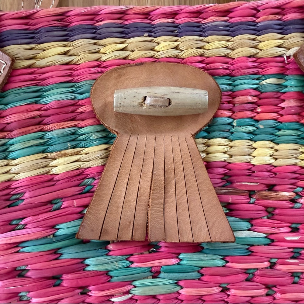 Vintage Woven Raffia Bucket Tote Multicolor with Leather Trim - Picture 9 of 13